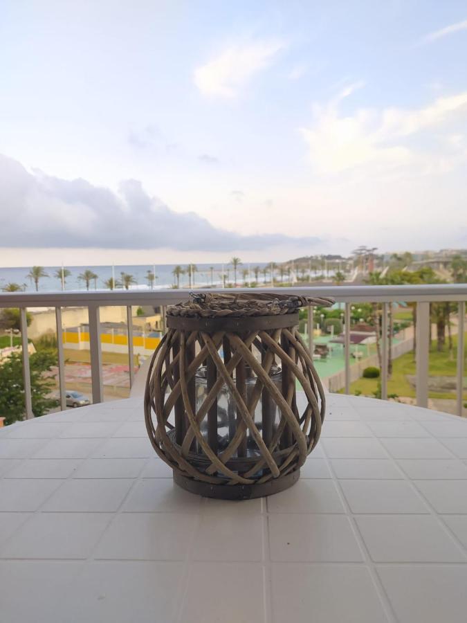 Apartamento Palmeras La Pineda Luaran gambar