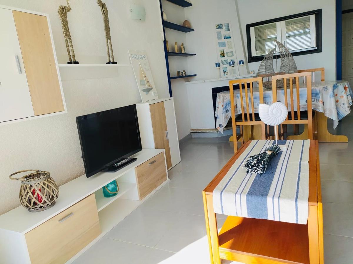 Apartamento Palmeras La Pineda Luaran gambar