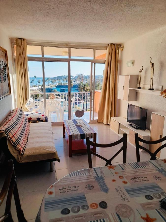 Apartamento Palmeras La Pineda Luaran gambar