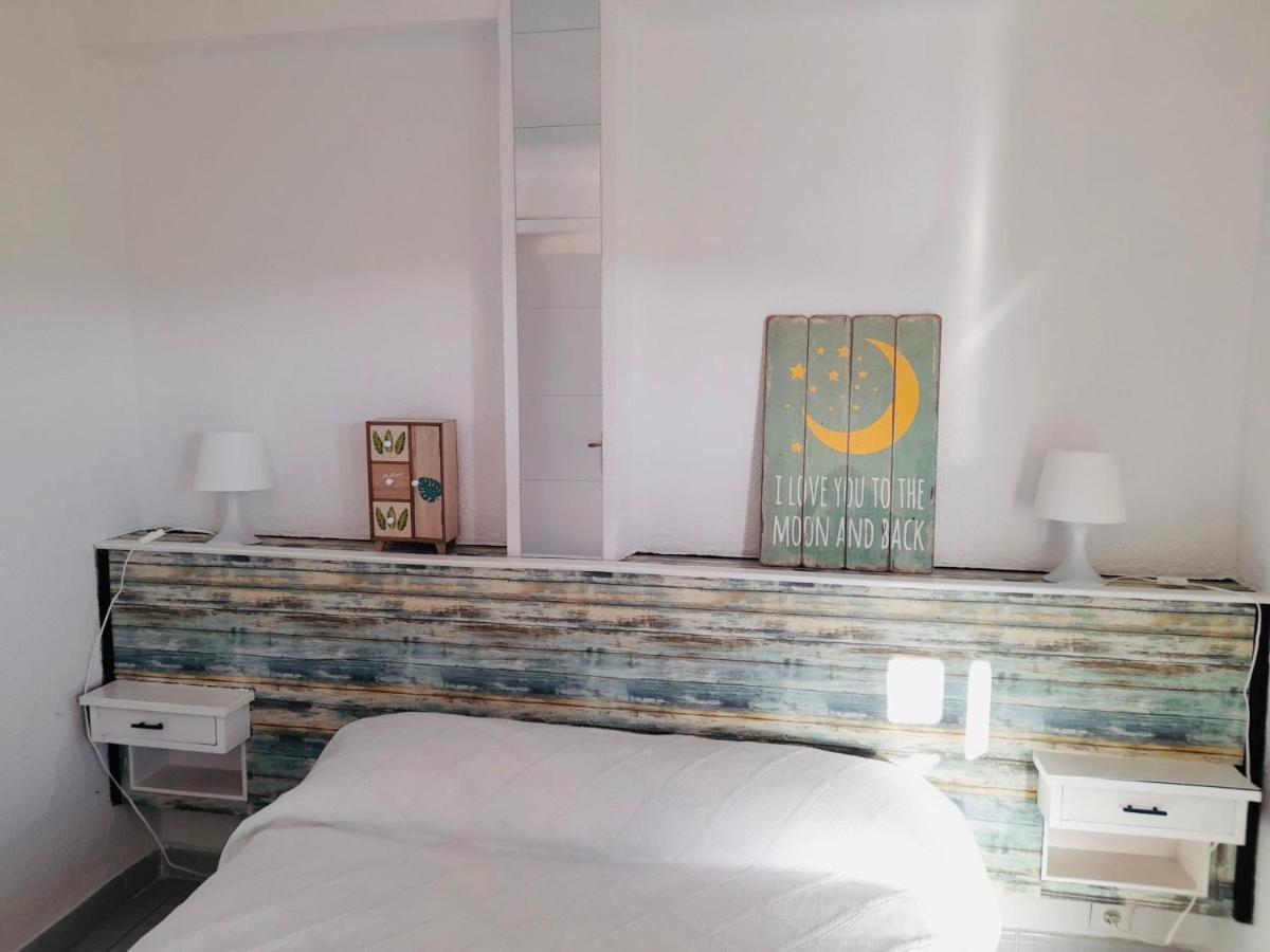 Apartamento Palmeras La Pineda Luaran gambar
