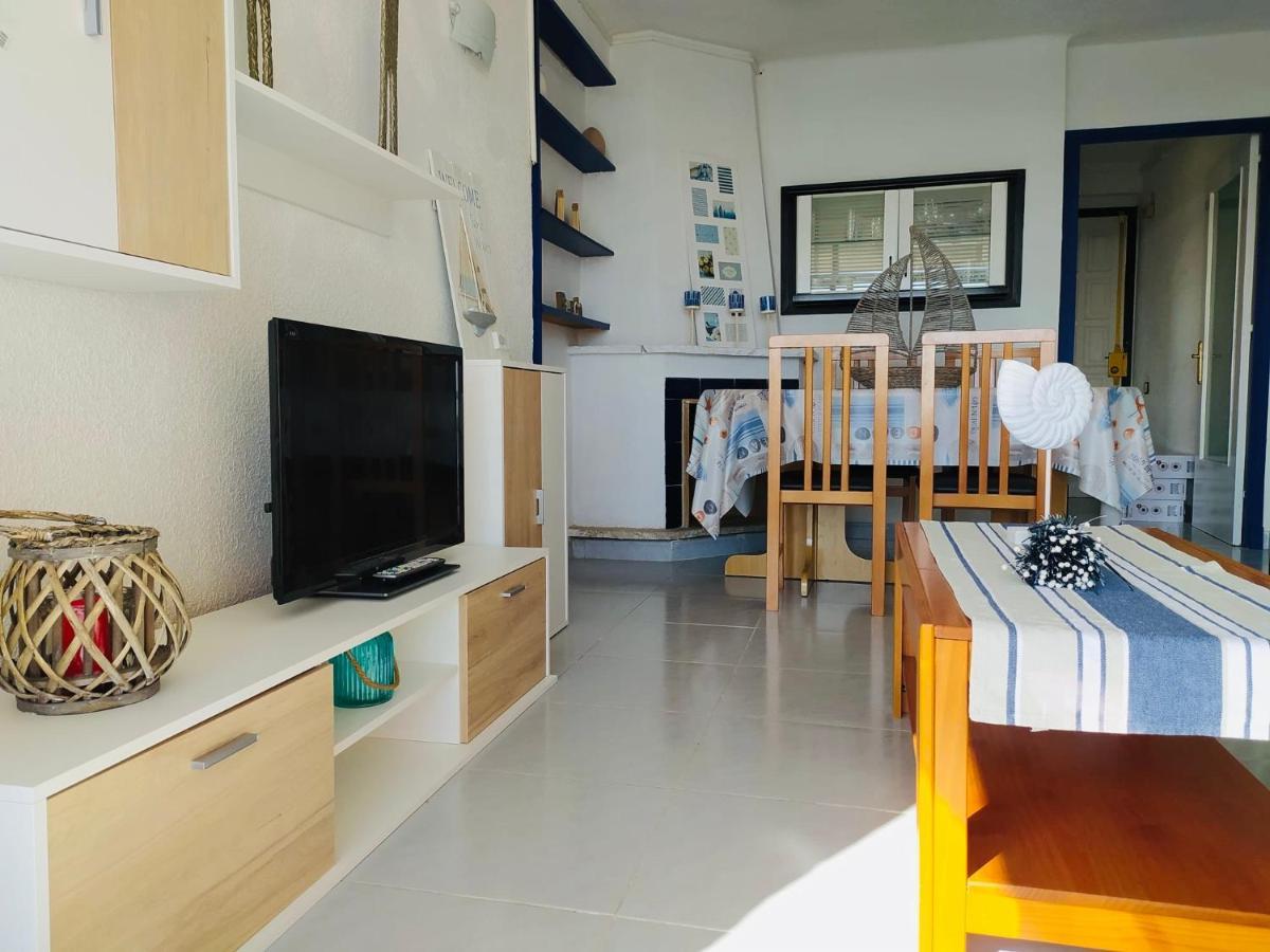 Apartamento Palmeras La Pineda Luaran gambar